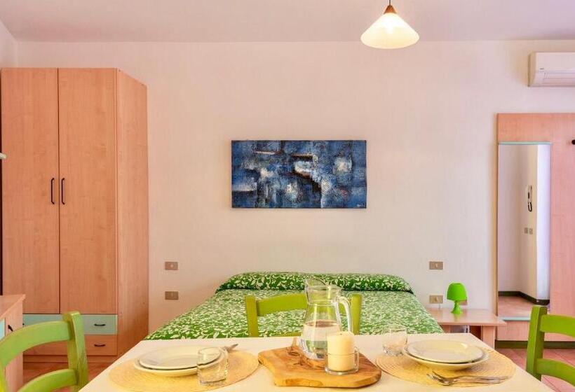 标准工作室, Apartments In Santa Teresa Di Gallura