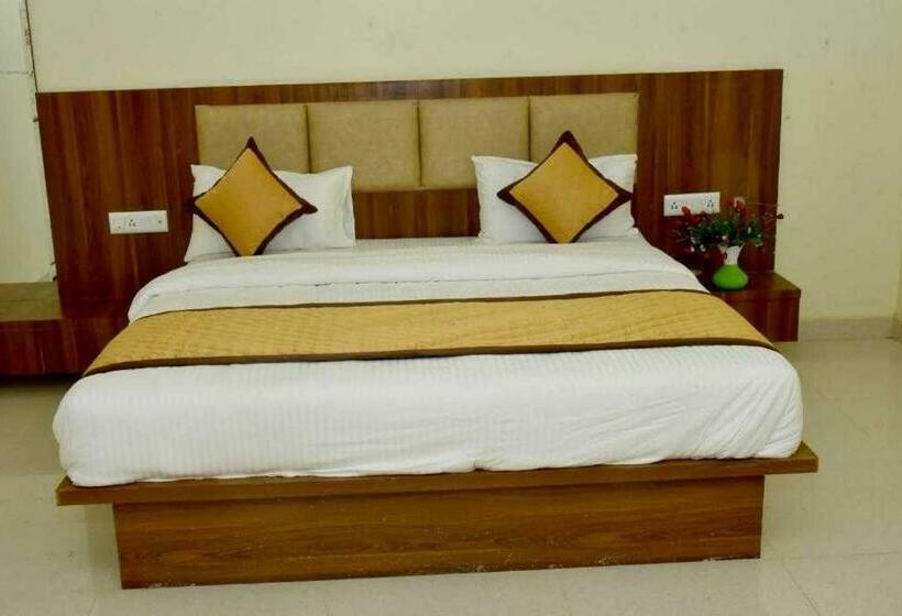 Üç Kişilik Klasik oda, Oyo 70015 The Ginger House