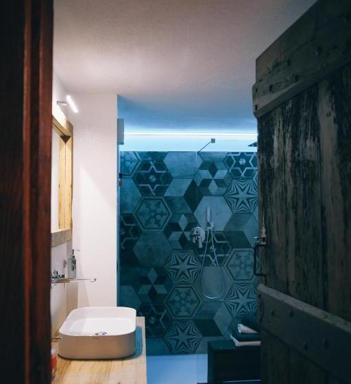 غرفة قياسية, Maison Farinet