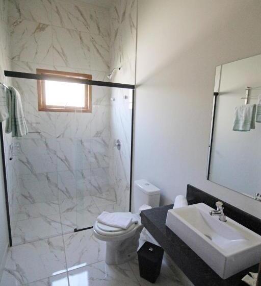 اتاق استاندارد چهارنفره با بالکن, Pousada Das Bandeiras