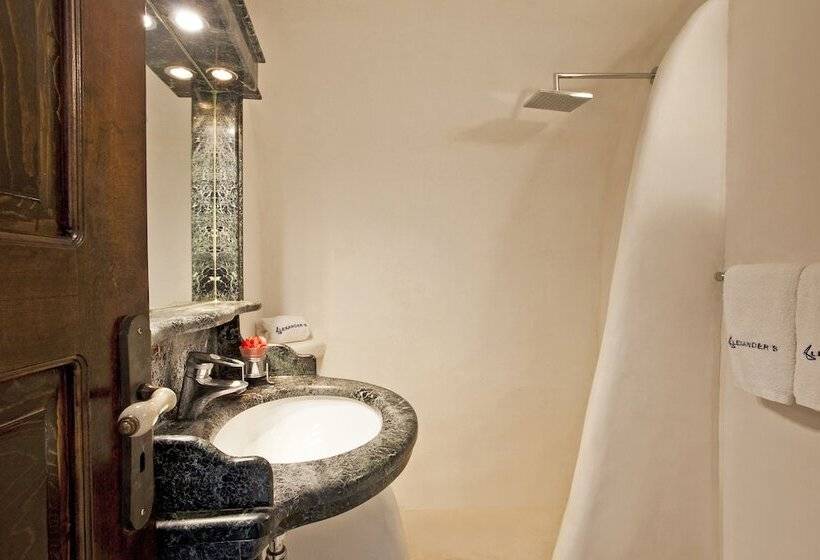 Family Suite, Alexander S Suites