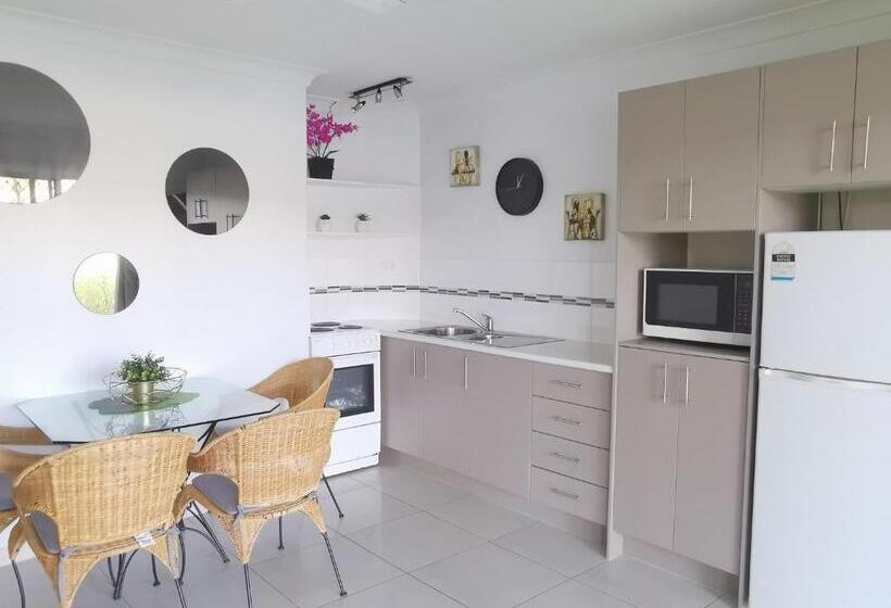 带2个卧室的公寓, Bay Of Palms