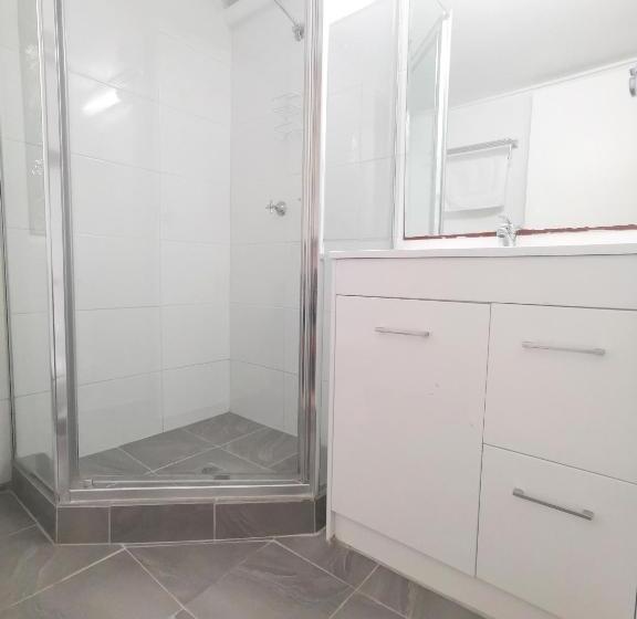 带2个卧室的公寓, Bay Of Palms