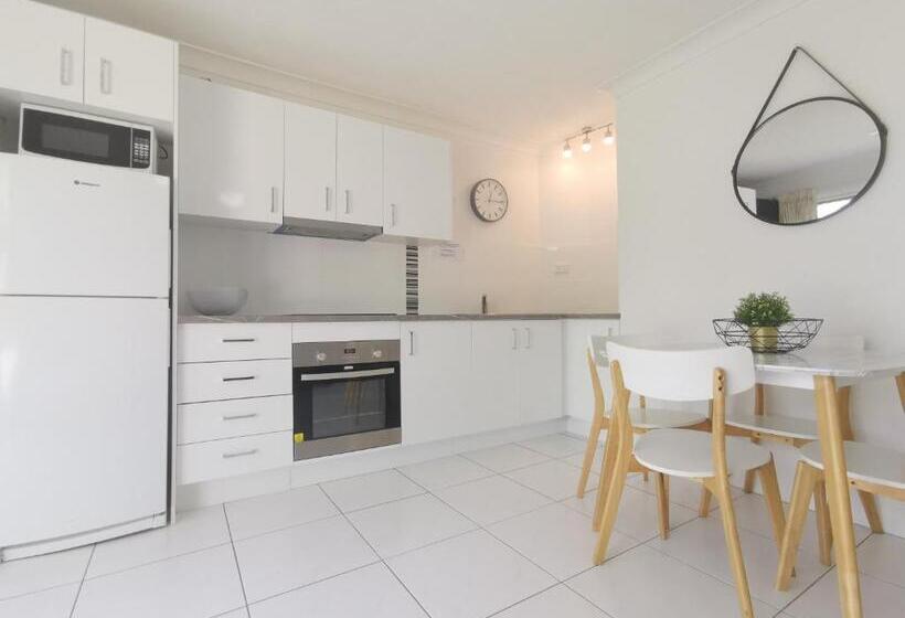 带2个卧室的公寓, Bay Of Palms