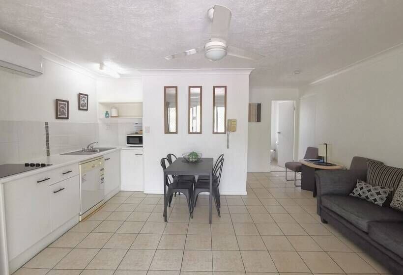 带1个卧室的公寓, Bay Of Palms