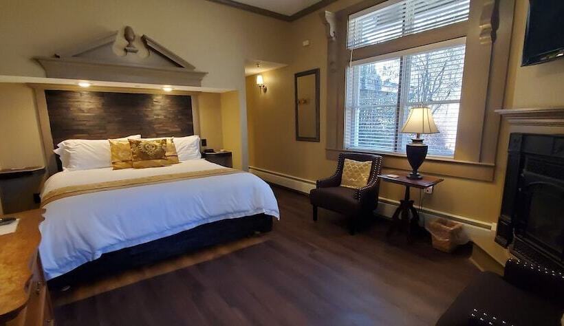 スタンダードルーム, Blackberry Inn