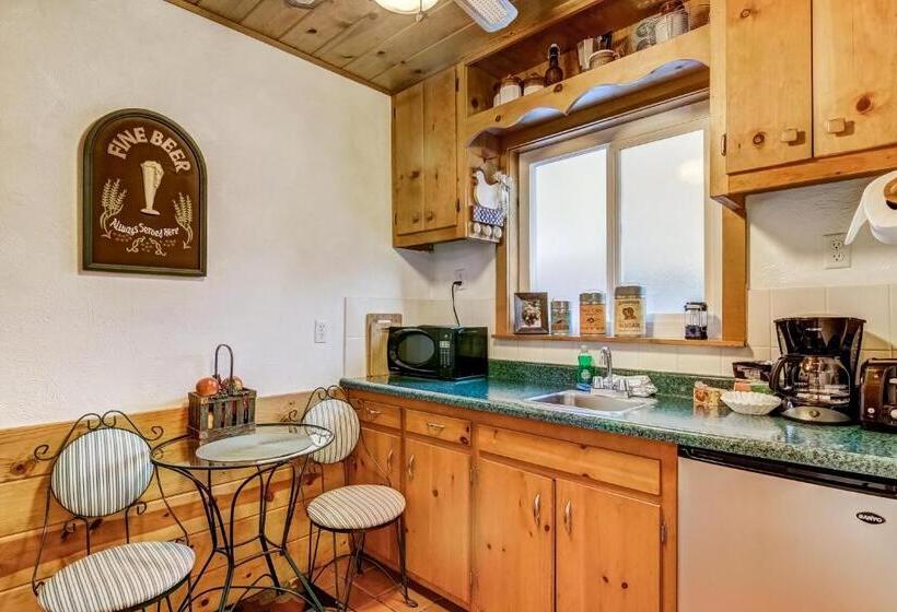 חדר דלוקס עם מיטת קינג, Heavenly Valley Lodge