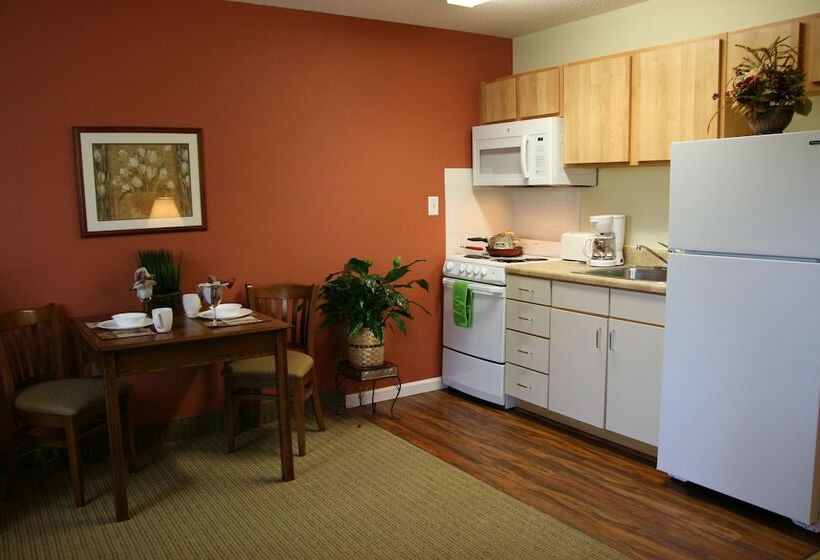 스위트, Affordable Suites Of America Fredericksburg