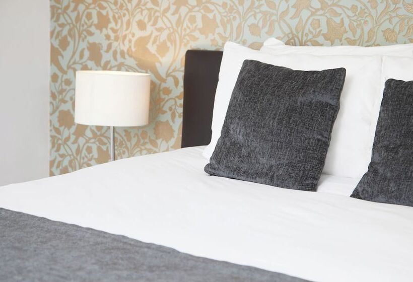 غرفة قياسية, Chequers Inn By Greene King Inns