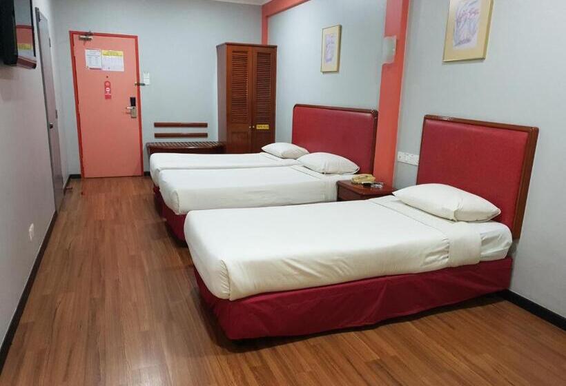 프리미엄 트리플 룸, Classic Hotel Kuantan