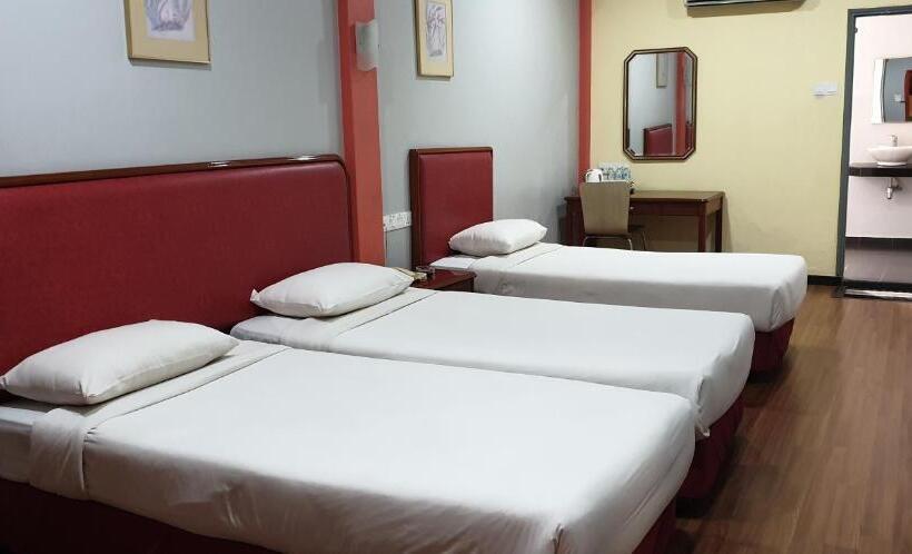 프리미엄 트리플 룸, Classic Hotel Kuantan