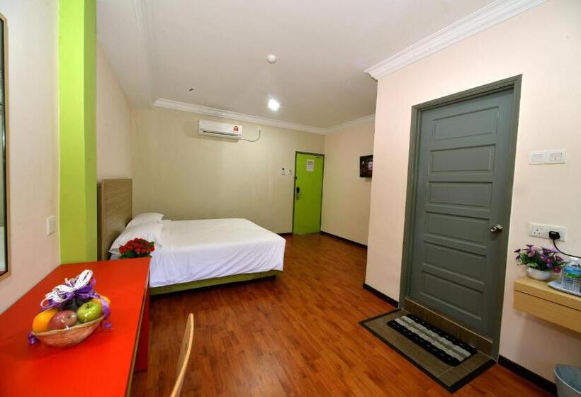 복층 룸 퀸 침대, Classic Hotel Kuantan