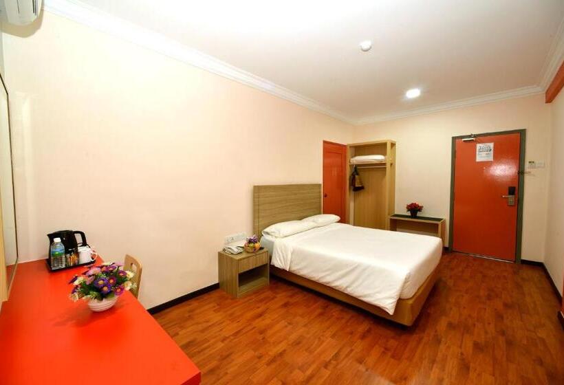 복층 룸 퀸 침대, Classic Hotel Kuantan