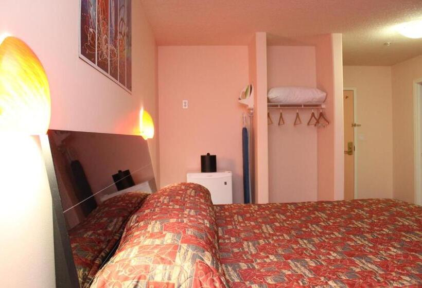 Standard Szoba King Size Bed, Crystal Star Inn Edmonton Airport With Free Shuttle To And From Airport