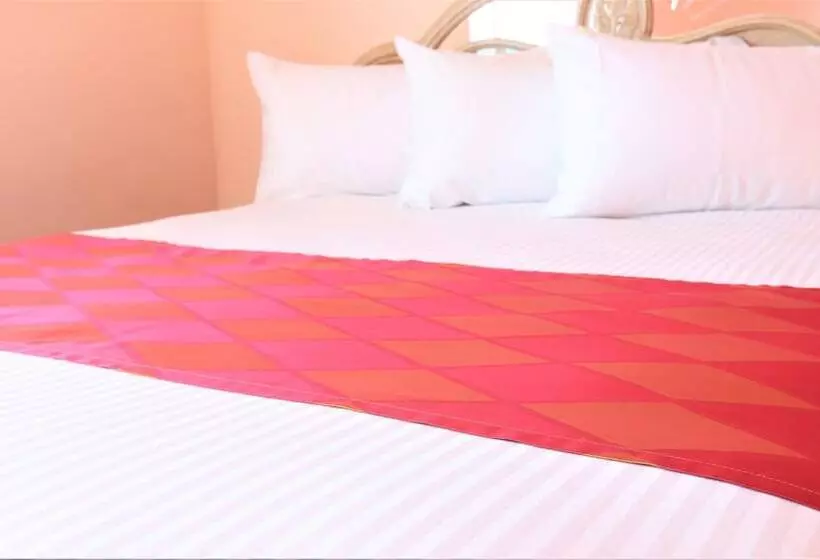 اتاق پرمیوم, Crystal Star Inn Edmonton Airport With Free Shuttle To And From Airport