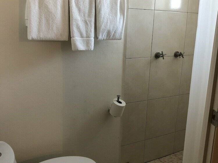 غرفة قياسية, El Dorado Hermosillo