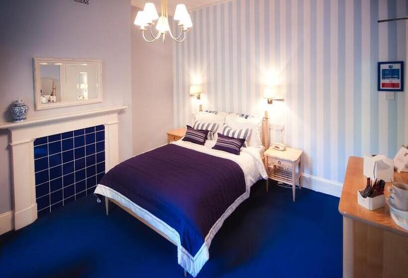 غرفة كلاسيكية, Eslington Villa