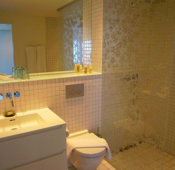 스탠다드 트리플 룸, Frederik Vi S