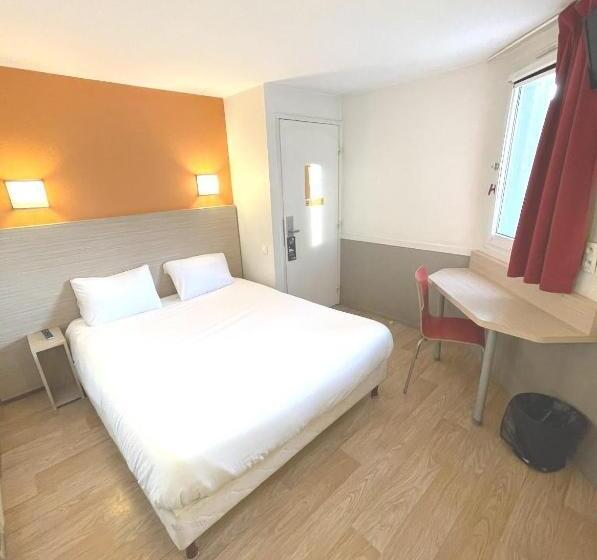 Номер Стандарт, Premiere Classe Martigues