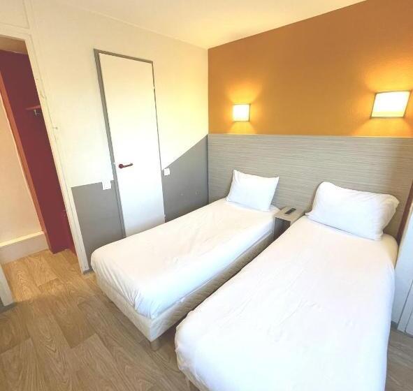 Номер Стандарт, Premiere Classe Martigues