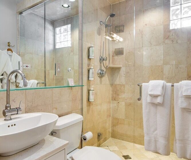 اتاق لوکس, Ruby Room