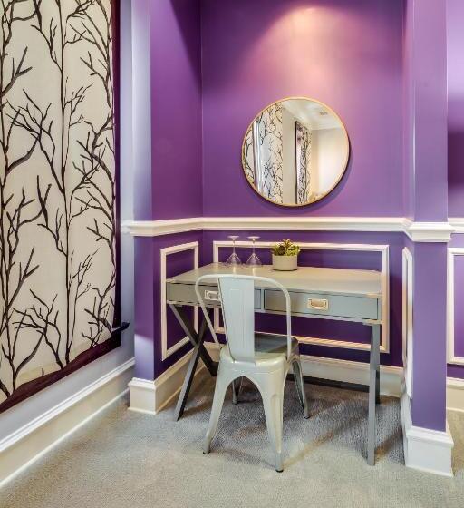 اتاق سوپریور با تخت بزرگ, Ruby Room