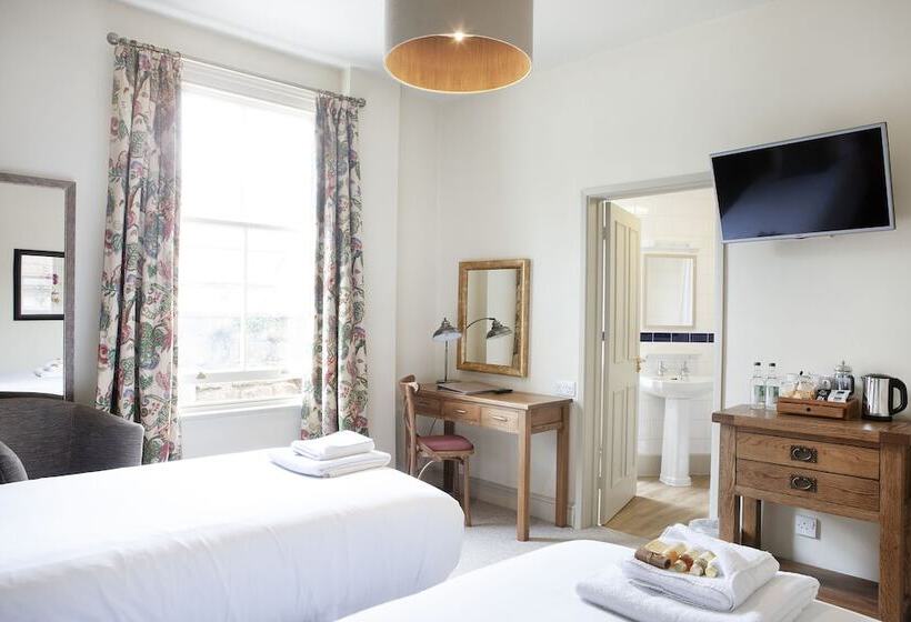 ファミリールーム, The Kings Arms