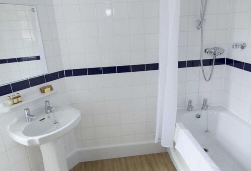 スーペリアールーム, The Kings Arms