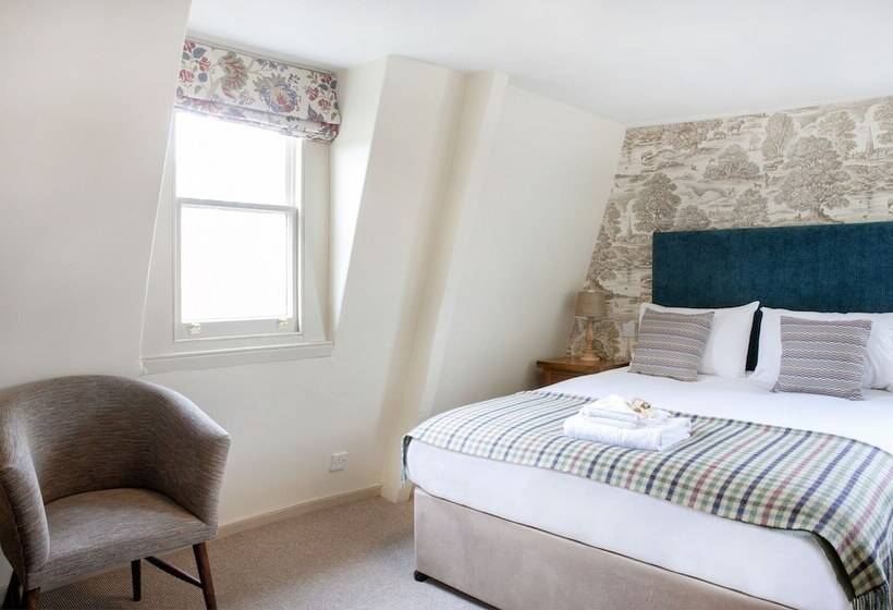 スーペリアールーム, The Kings Arms