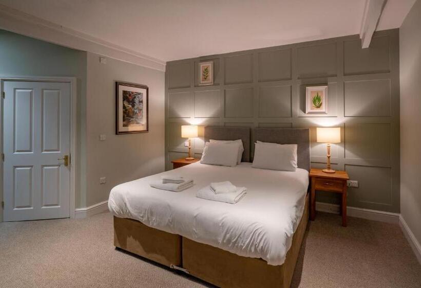 スーペリアールーム, The Kings Arms