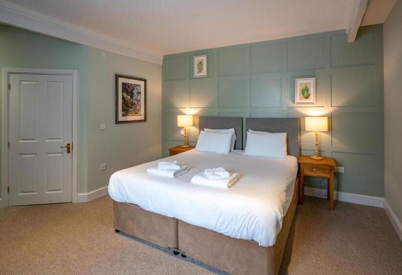 スーペリアールーム, The Kings Arms