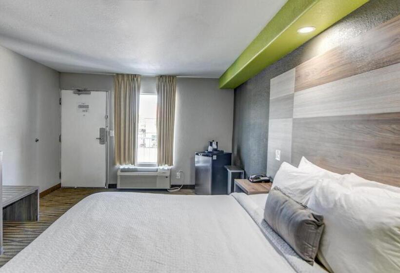 غرفة ديلوكس سرير كينج, Seabreeze Inn  Fort Walton