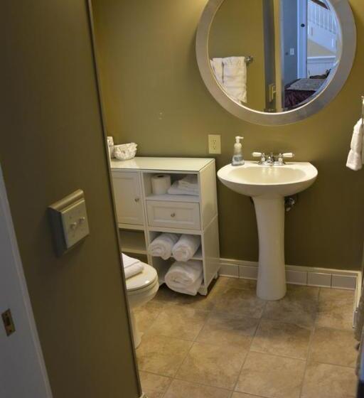 スイート, Page House Bed And Breakfast