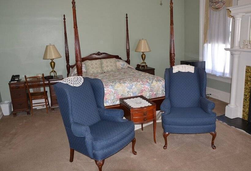 スイート, Page House Bed And Breakfast