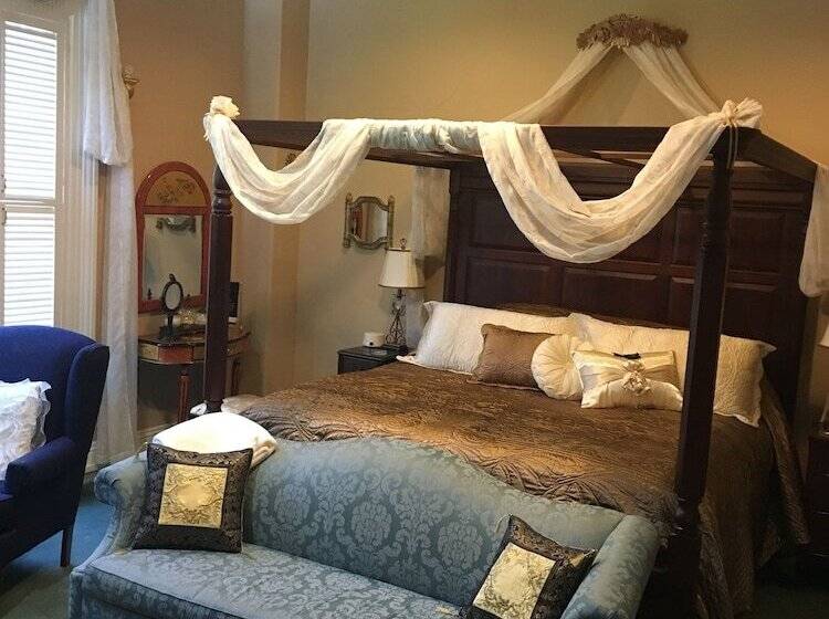 스위트, Page House Bed And Breakfast