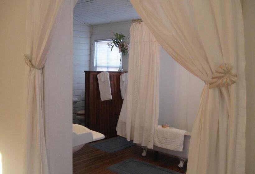 غرفة قياسية, Pensacola Victorian Bed & Breakfast