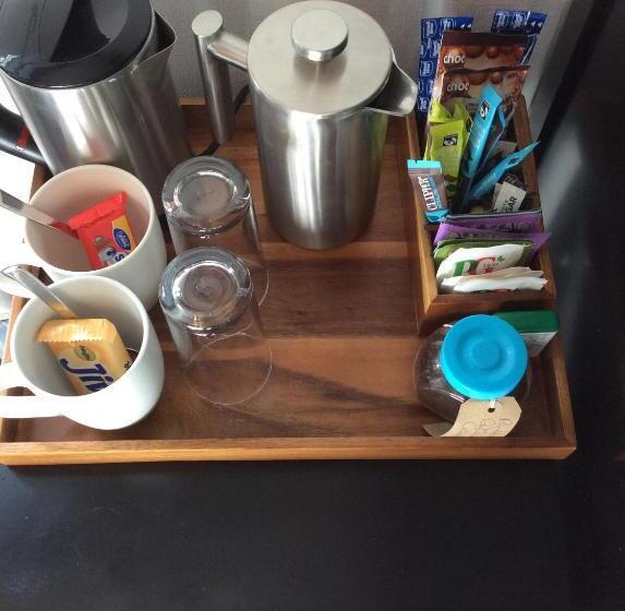 חדר בסיסי, Forest Guest House