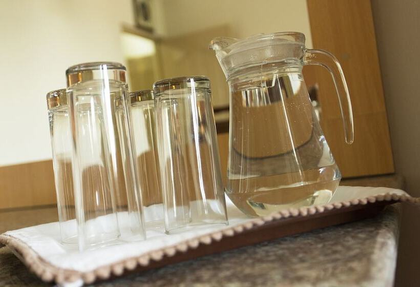 اتاق خانوادگی, Ons Motel & Guest House