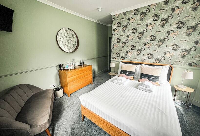 スタンダードルーム, Rock House