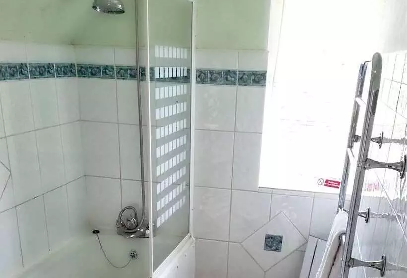 バスルーム共有のシングルスタンダード, Rosemead Guest House