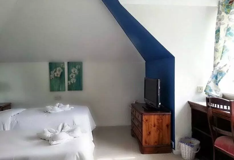 バス共有のスタンダードルーム, Rosemead Guest House