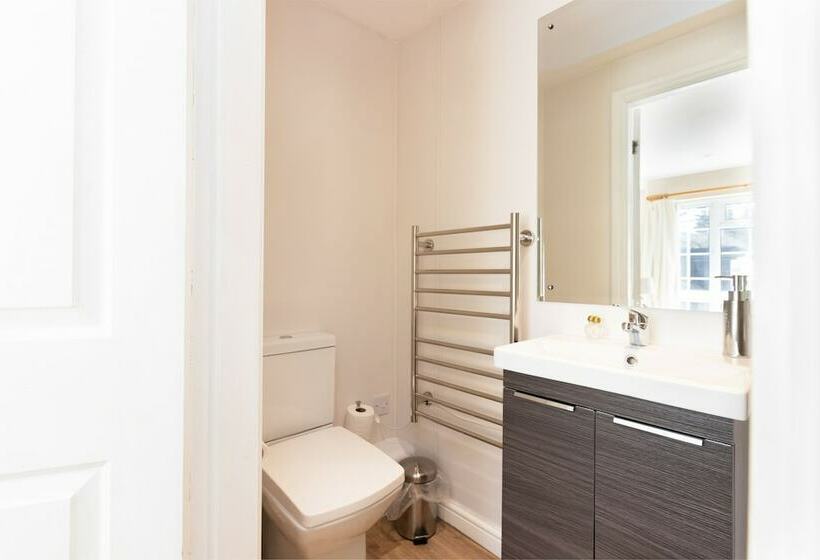 标准间, The Limes Country Lodge Hotel & Admiral Restaurant