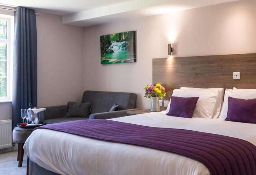 Семейный Номер Superior, The Limes Country Lodge Hotel & Admiral Restaurant