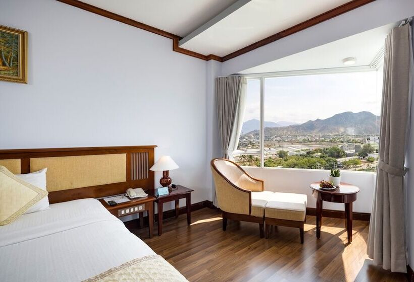 اتاق اکونومی, Saigon Ninh Chu Hotel & Resort