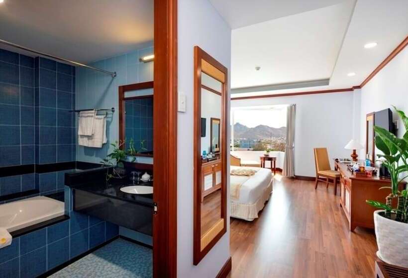 اتاق کلاس بیزنس, Saigon   Ninh Chu Hotel & Resort