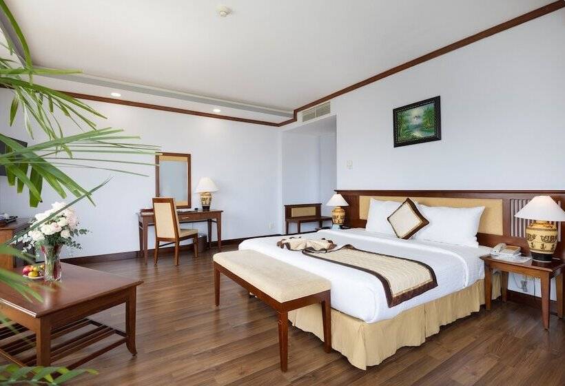 اتاق کلاس بیزنس, Saigon Ninh Chu Hotel & Resort