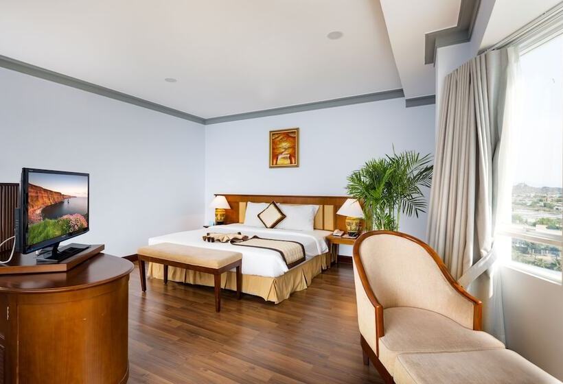 اتاق لوکس, Saigon Ninh Chu Hotel & Resort