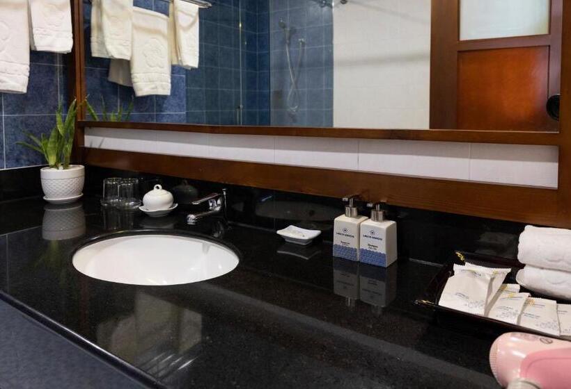 اتاق اکونومی, Saigon Ninh Chu Hotel & Resort