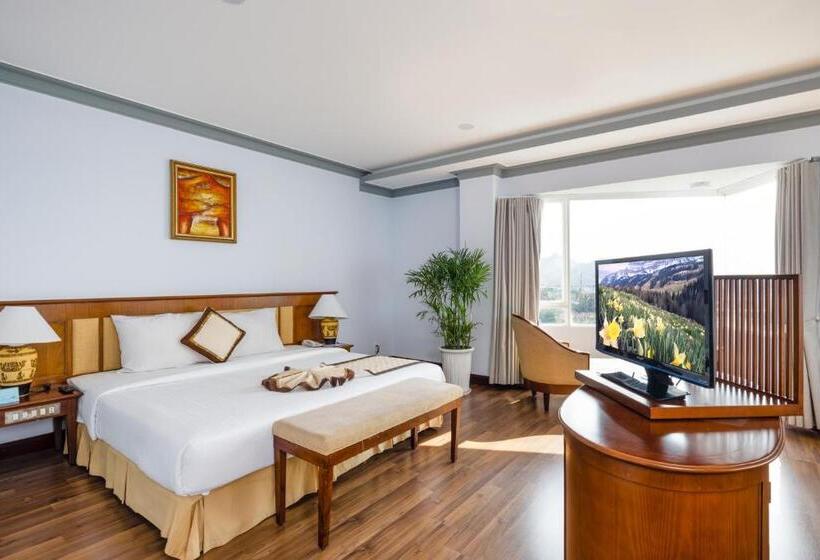 اتاق لوکس, Saigon Ninh Chu Hotel & Resort