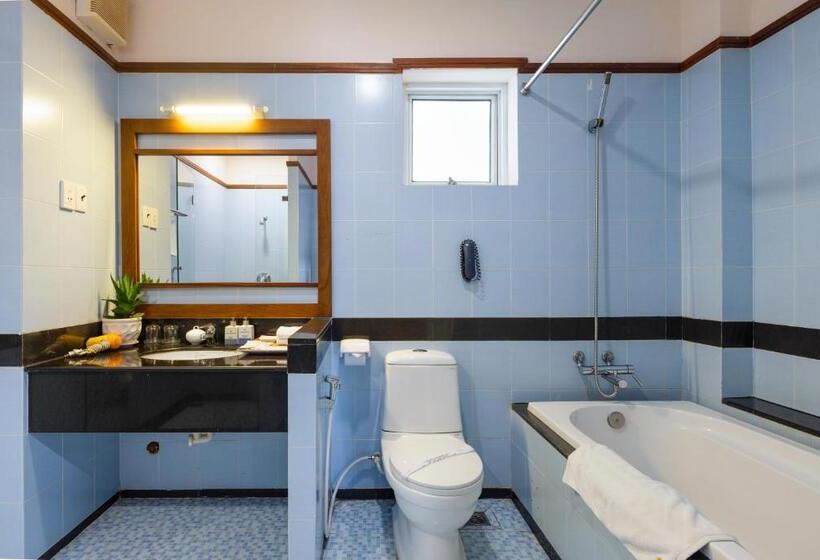 سوییت جونیور, Saigon Ninh Chu Hotel & Resort